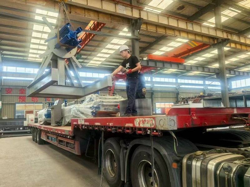 Η δομή χάλυβα Liweiyuan C/Z Purlin All-in-One φτάνει