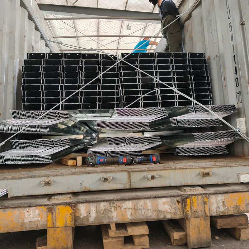 Γιατί οι τεγίδες με μεταλλικές κατασκευές είναι απαραίτητες για σύγχρονα κατασκευαστικά έργα